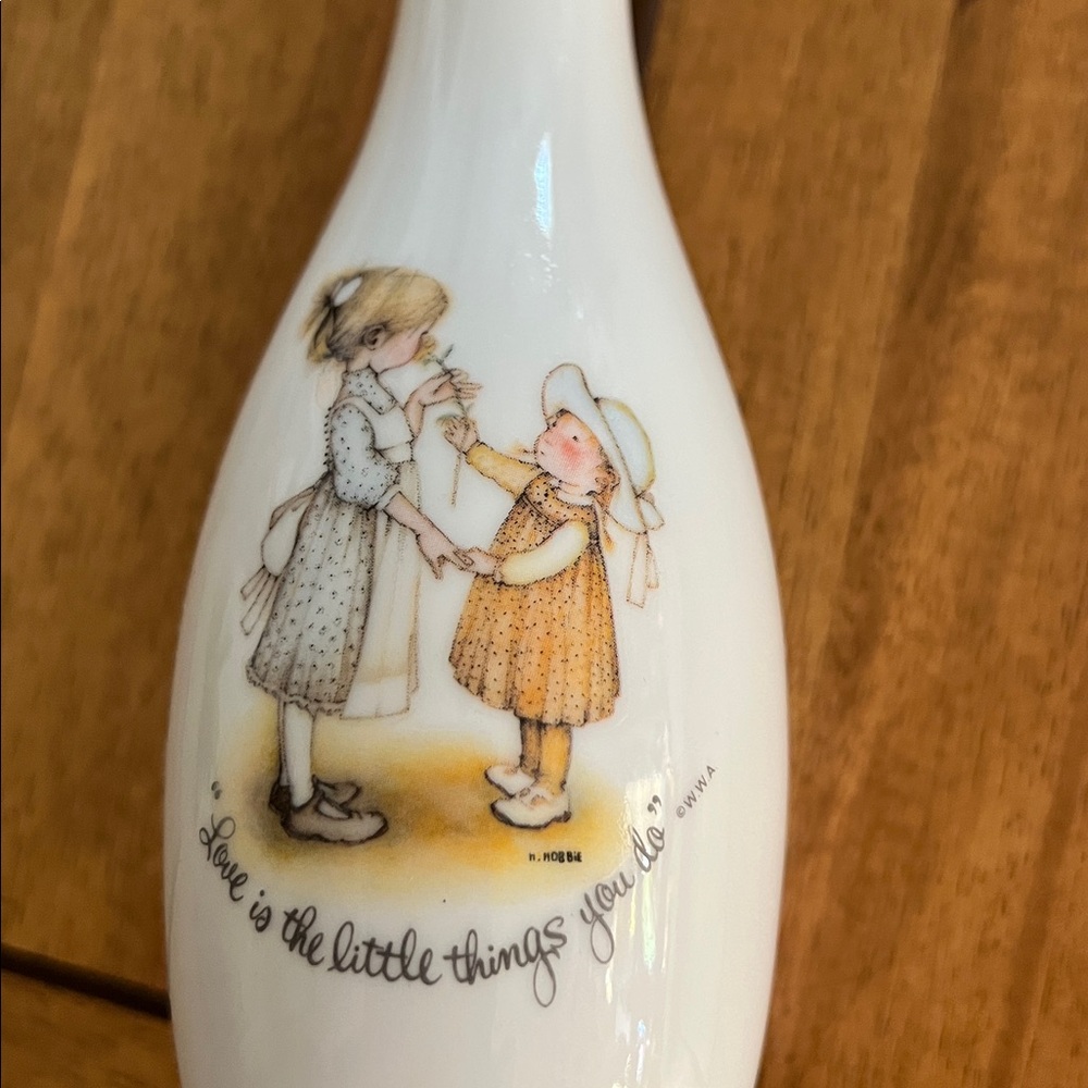 Holly Hobbie 7” porcelain bud vase - Picture 2 of 6